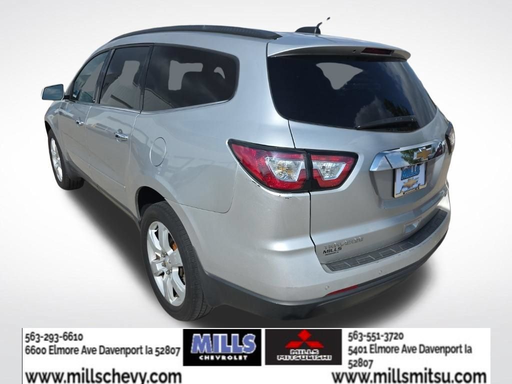 Used 2017 Chevrolet Traverse LT FWD image 3
