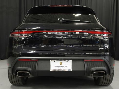 New 2026 Porsche Macan image 16