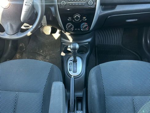Used 2015 Nissan Versa Note SV image 10