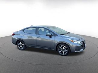 Used 2025 Nissan Versa SV FWD video 2
