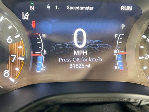 Used 2022 Jeep Compass Limited w/ Sun and Sound Group image 12