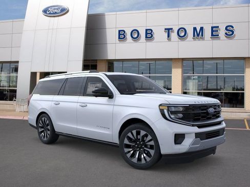 New 2025 Ford Expedition Max Platinum w/ Driver's Package AWD/4WD image 9
