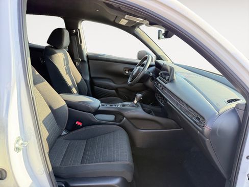 Used 2024 Honda HR-V Sport image 19