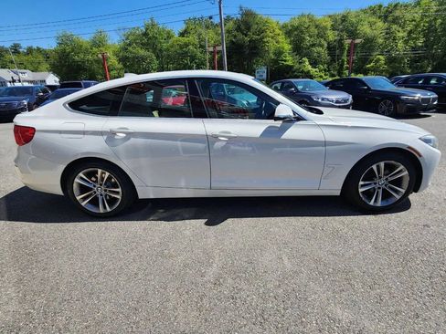 Used 2018 BMW 330i Gran Turismo xDrive AWD/4WD image 4