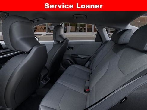New 2025 Kia K4 LXS image 18
