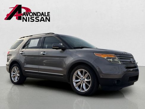 Used 2011 Ford Explorer Limited w/ 302A Rapid Spec Order Code FWD image 9