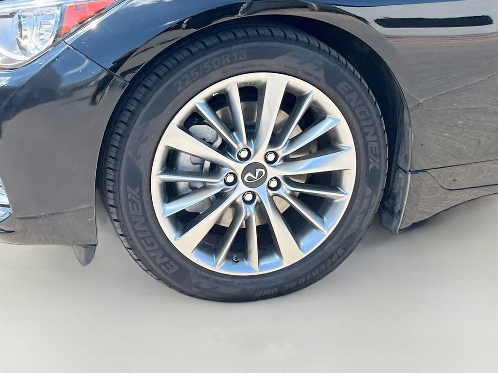 Used 2023 INFINITI Q50 Luxe w/ Cargo Package RWD image 32