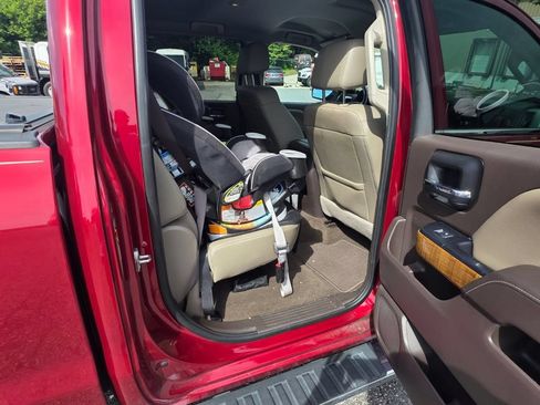 Used 2018 GMC Sierra 1500 SLT w/ SLT Premium Package RWD image 11