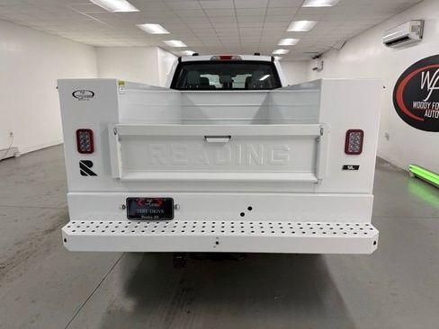 New 2026 Ford F250 XL w/ XL Chrome Package image 7