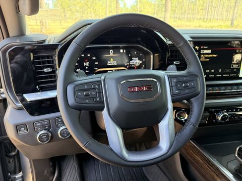 New 2026 GMC Sierra 1500 Elevation w/ Elevation Premium Package AWD/4WD image 18
