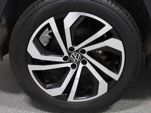 Used 2021 Volkswagen Atlas SEL Premium image 43