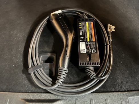 Used 2024 Dodge Hornet R/T w/ R/T Blacktop Package image 22