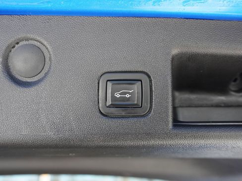 Used 2024 Chevrolet Equinox LT w/ LPO, Floor Liner Package image 20