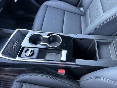 New 2026 Chevrolet Equinox LT image 21