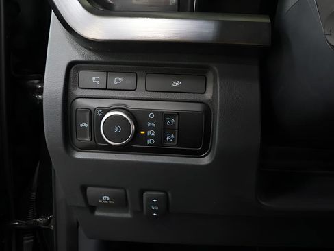 Used 2024 Ford F350 Lariat w/ Lariat Ultimate Package AWD/4WD image 19