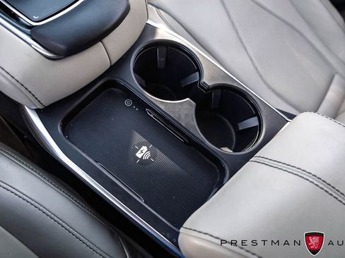 Used 2025 Acura RDX w/ Technology Package image 36