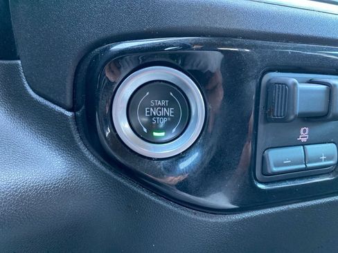 Used 2024 Chevrolet Silverado 2500 LTZ AWD/4WD image 20