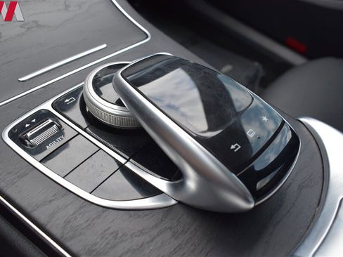 Used 2015 Mercedes-Benz C 300 4MATIC Sedan image 24