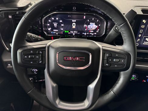 Certified 2024 GMC Sierra 1500 SLT w/ X31 Off-Road Package AWD/4WD image 19