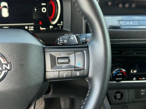Used 2026 Nissan Rogue SL FWD image 18