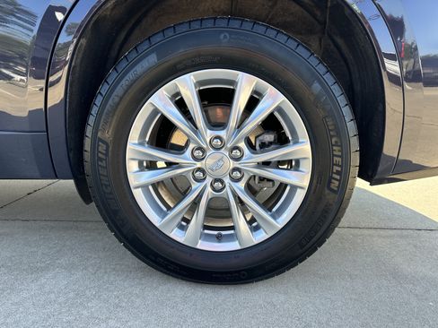 Used 2024 Cadillac XT6 Luxury w/ LPO, Floor Liner Package AWD/4WD image 22