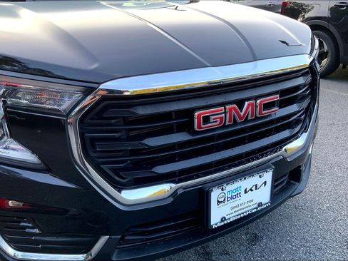 Used 2023 GMC Terrain SLE FWD image 31