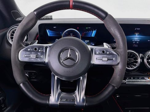 Used 2023 Mercedes-Benz GLB 35 AMG 4MATIC image 17