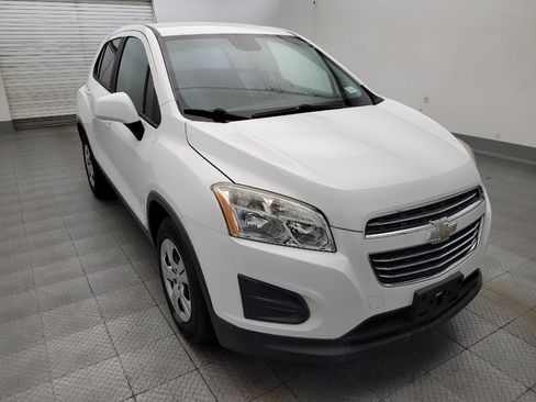 Used 2016 Chevrolet Trax LS w/ LPO, Cargo Package FWD image 13