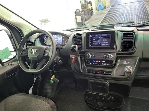 Used 2025 RAM ProMaster 2500 w/ U-Haul Equipment Group FWD image 6