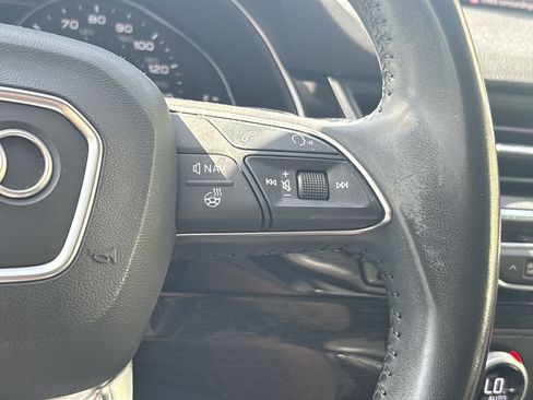 Used 2018 Audi Q7 3.0T Premium Plus AWD/4WD image 20