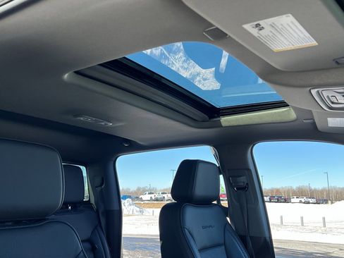 Used 2024 GMC Sierra 1500 Denali image 30