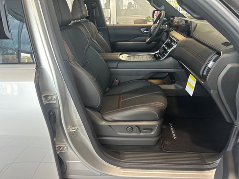 New 2025 Nissan Armada SL w/ Captain's Chari Seat Package image 8
