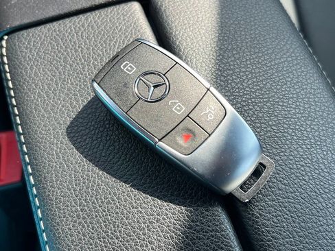 Used 2025 Mercedes-Benz CLA 250 image 27