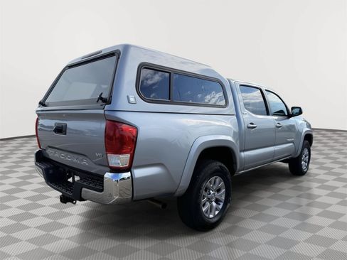 Used 2016 Toyota Tacoma SR5 w/ SR5 Appearance Package (SN) RWD image 6