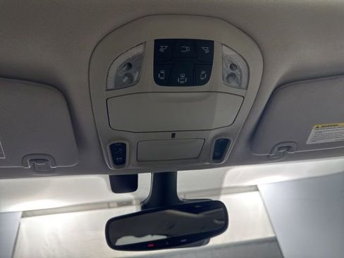 Used 2020 Chrysler Pacifica Limited w/ Advanced Safetytec Group image 29