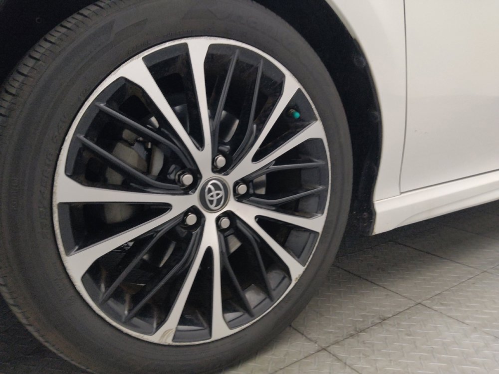 Used 2018 Toyota Camry SE FWD image 31
