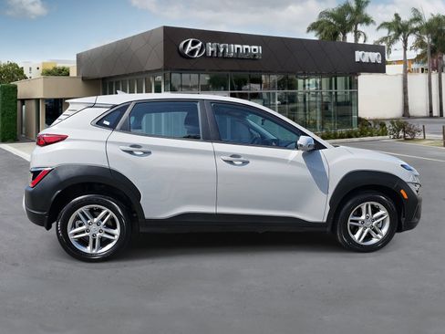 Certified 2023 Hyundai Kona SE AWD/4WD image 2