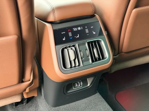 New 2026 Maserati Grecale Modena image 31