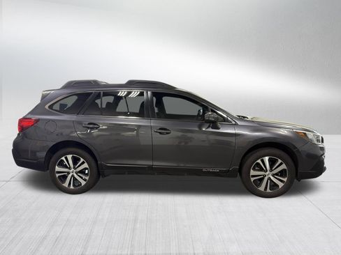 Used 2019 Subaru Outback 2.5i Limited AWD/4WD image 8