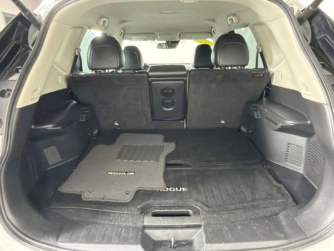 Used 2018 Nissan Rogue SL image 22
