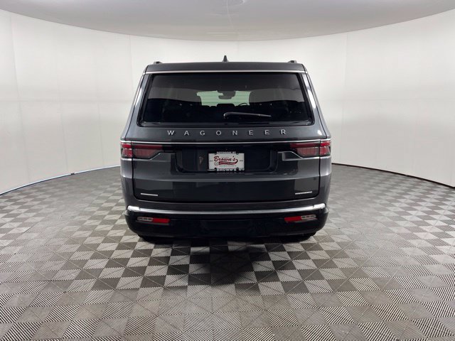 Used 2022 Jeep Wagoneer Series I AWD/4WD image 5