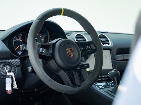 Used 2024 Porsche 718 Boxster Spyder RS RWD image 37