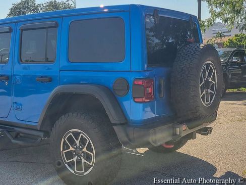 Certified 2024 Jeep Wrangler Unlimited Rubicon w/ Technology Group AWD/4WD image 7
