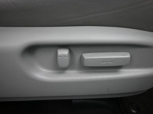 Used 2016 Honda Pilot Elite image 56