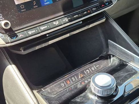 Certified 2022 Jeep Wagoneer Series III w/ Flexible Seating Group RWD image 20