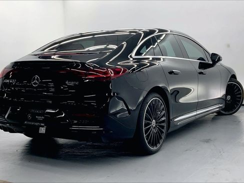 Certified 2023 Mercedes-Benz EQE 500 4MATIC Sedan image 5