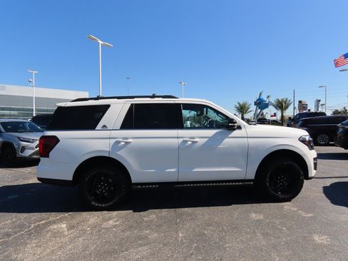 Used 2024 Ford Expedition Timberline image 9