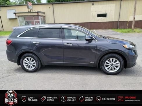 Used 2019 Kia Sorento AWD V6 image 5
