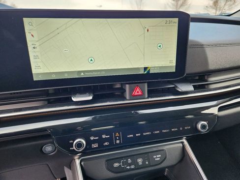 New 2025 Kia Carnival SX Prestige image 19