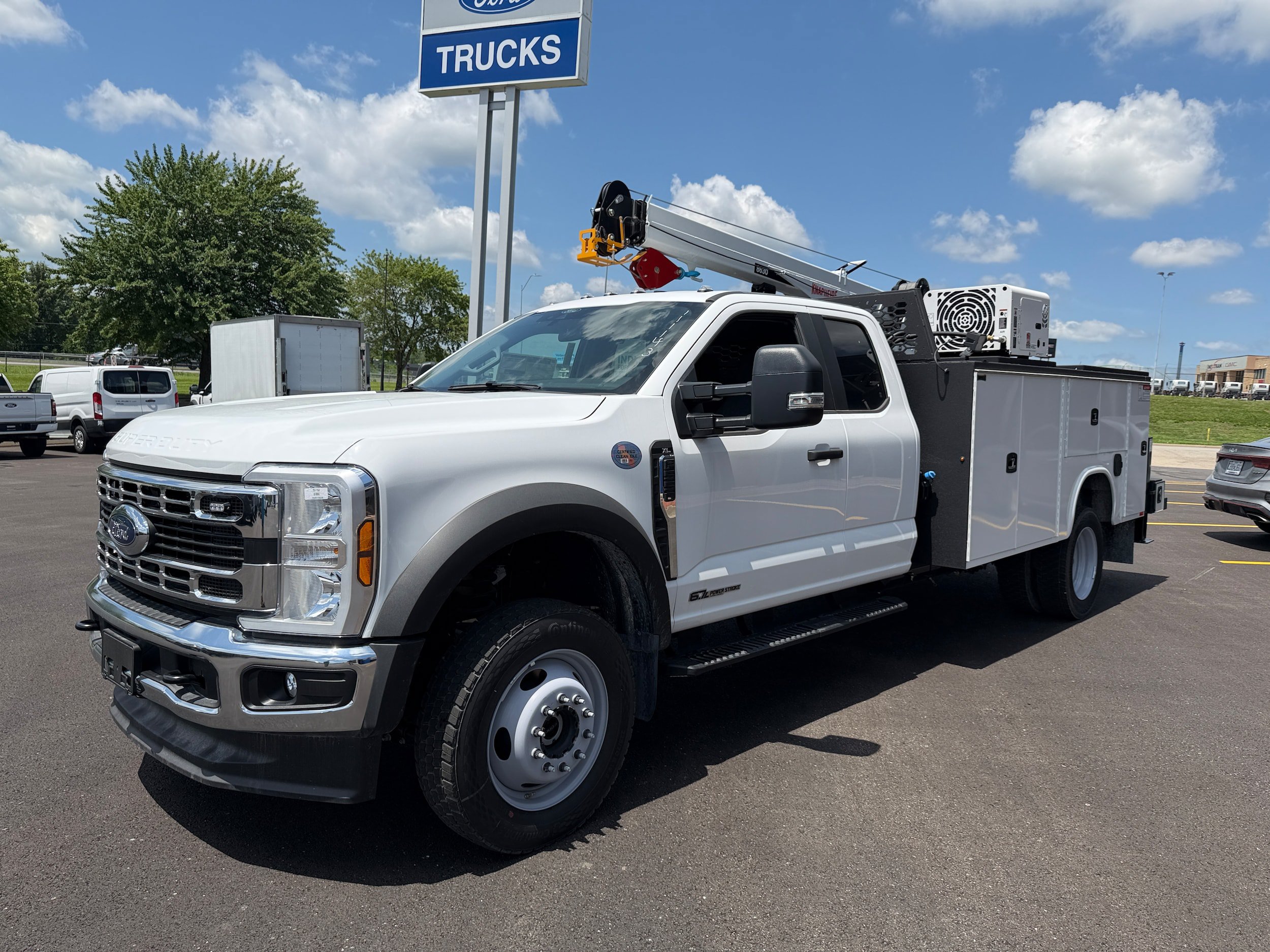 New 2026 Ford F550 4x4 Supercab Super Duty w/ XLT Value Package image 6